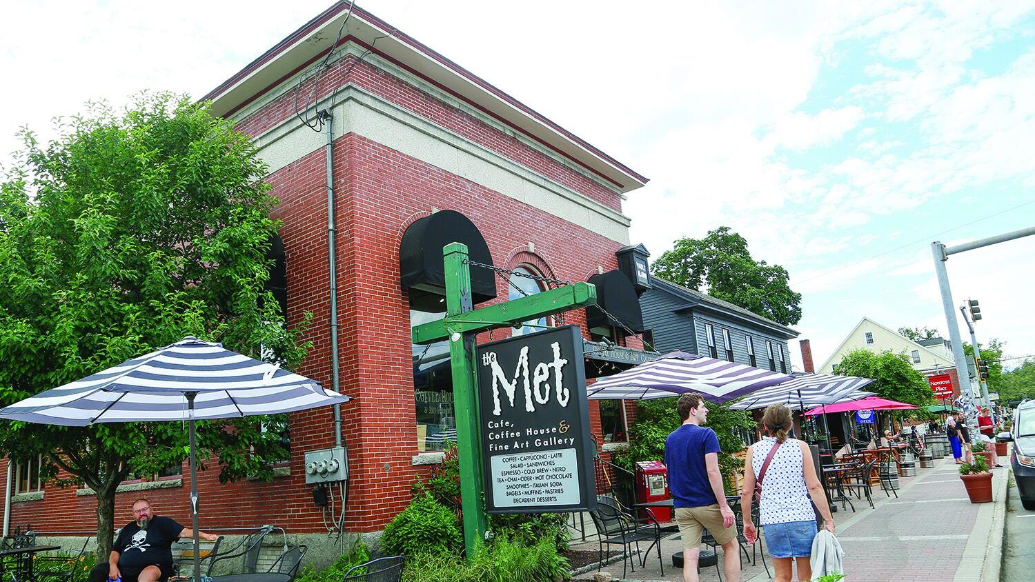 North Conway Village: The Met Coffeehouse & Art Gallery